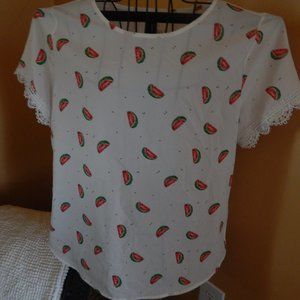 Ladies Van Heusen Watermelon Summer Fun Blouse    Size L